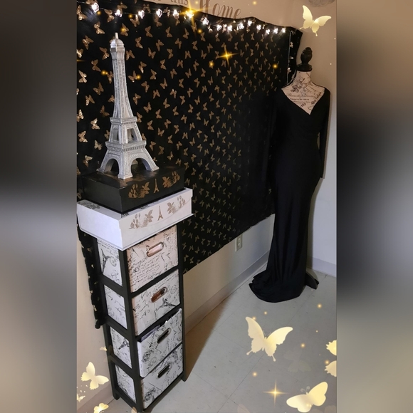 Meet your Posher, Cami - Picture 2 of 3